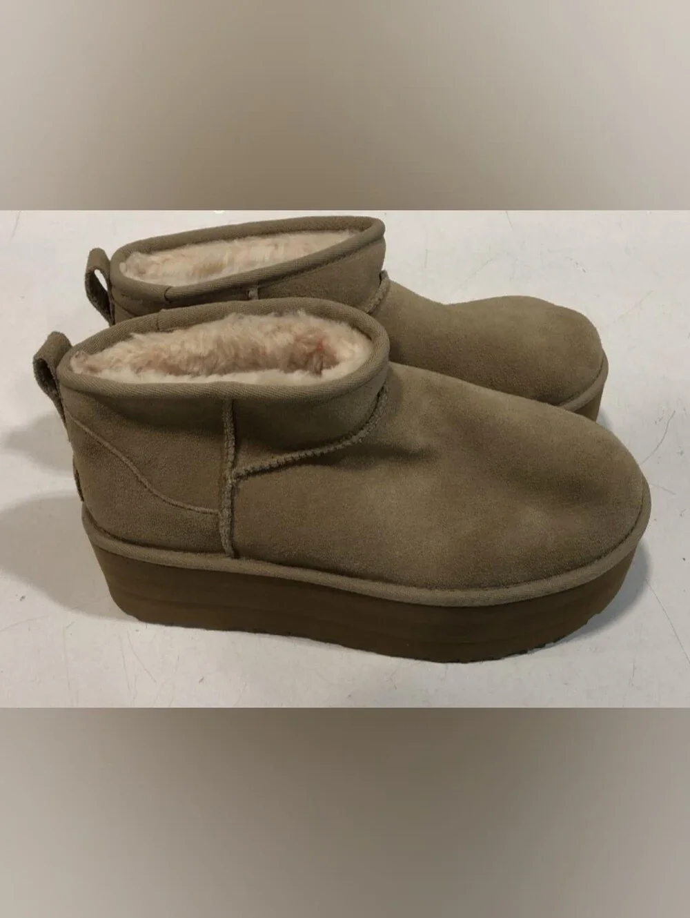 UGG Classic Ultra Mini Platform Sand Boots Size 9 Used Like New